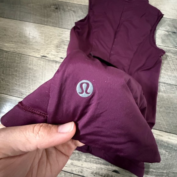 NWOT Lululemon Run For Cold Vest - Picture 6 of 7